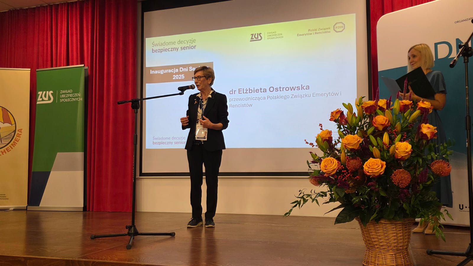 inauguracji dni Seniora - dr Elżbieta Ostrowska - link do powiekszonego obrazka