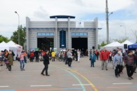 Stoiska organizatorów i partnerów, Dzień Osób z Niepełnosprawnością 2019, siedziba ITS w Warszawie Dzień Osób z Niepełnosprawnością 2019